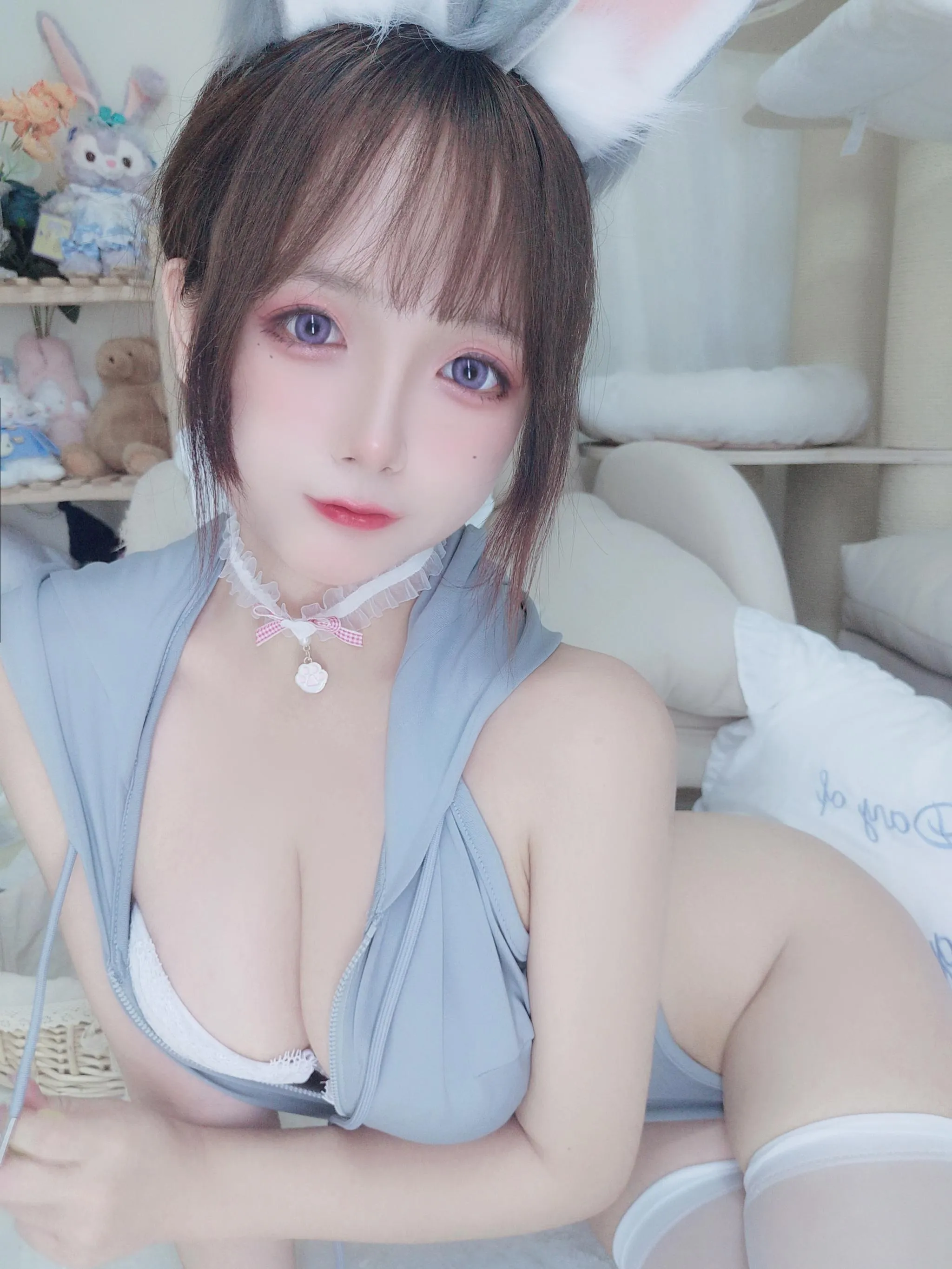 日奈娇 – NO.32 兔兔卫衣 [65P]插图5